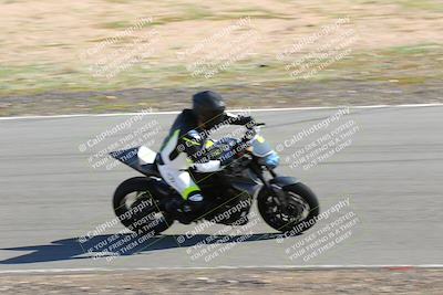 media/Feb-05-2023-Classic Track Day (Sun) [[c35aca4a42]]/Group 2/session 1 turn 9/